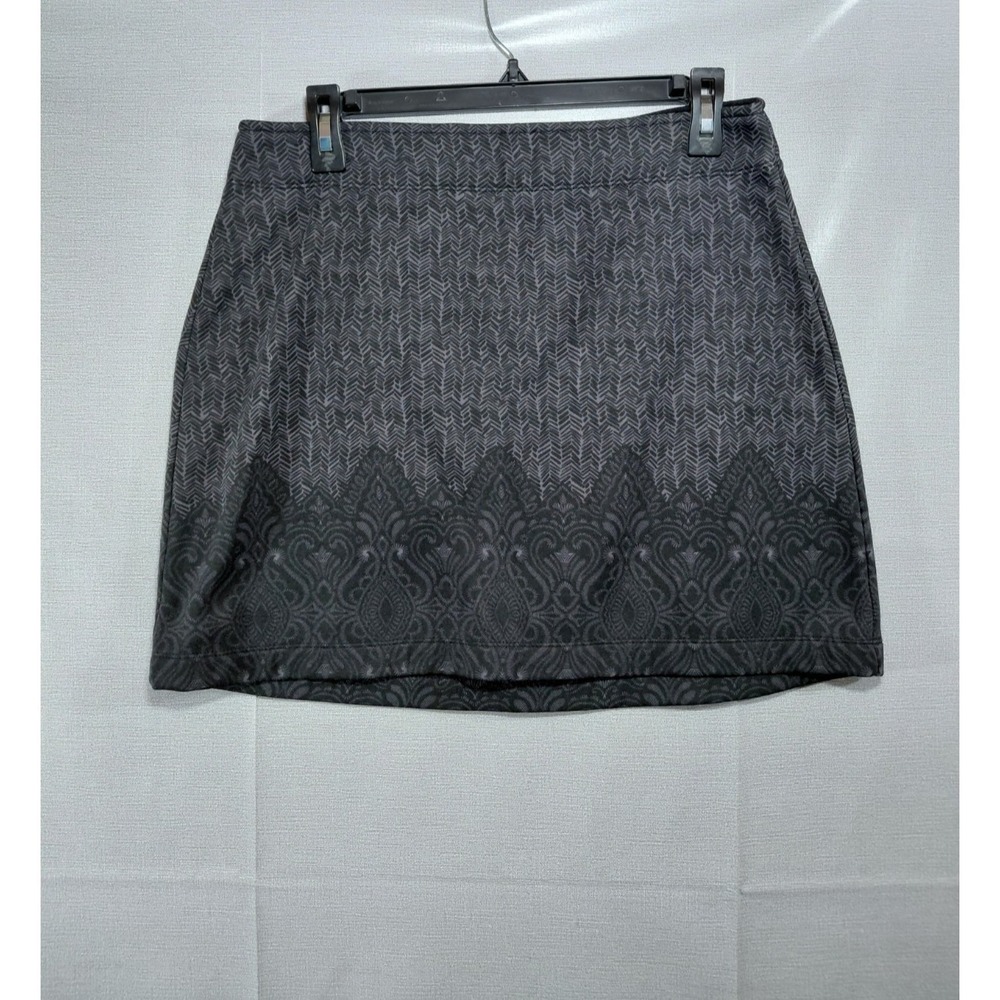 Athleta Printed Tech Stretch Fleece Lined Mini Skirt Med Black 929793 Athleisure